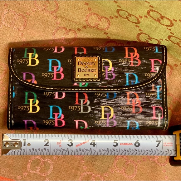 👜👛DOONEY & BOURKE AMAZING SET “DB-75 COLLECTION” IT IS THE NAME OF THE MODEL! - Picture 4 of 15